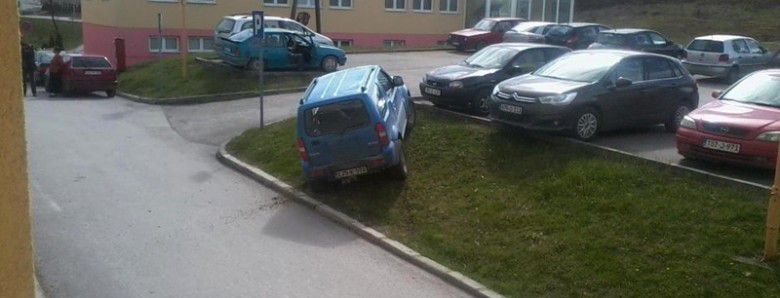 parking-slavinovici