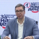 Vučić poslije referenduma napustio prostorije SNS: Evo sad vi vodite stranku