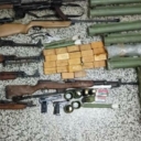Policijska akcija “Kalibar”: U kući i vozilu pronađen arsenal oružja, zaplijenjene i zolje