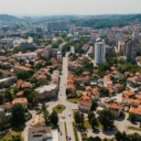 Grad Tuzla: Obavijest o obavezi pribavljanja odobrenja za zauzimanje javne površine u svrhu postavljanja ljetne bašte