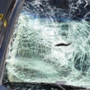 Gradačac: U sudaru BMW-a, Mercedesa i Audija jedna osoba teško povrijeđena