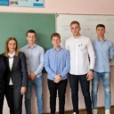 Marinković-Lepić s tuzlanskim srednjoškolcima: Raduje me da mogu biti vaš glas u Parlamentu