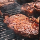 Pečenje mesa na roštilju povećava rizik od raka: Ovo je pet savjeta za zdravije roštiljanje