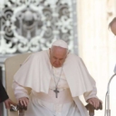 Papa Franjo izašao iz bolnice: “Još uvijek sam živ”