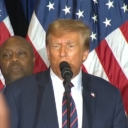 Trump na skupu: “Od jakog svjetla ispred sebe ne vidim bijelce, ali zato vidim crnce”