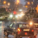 Veliko nevrijeme u Lukavcu: Stabla na cesti, saobraćaj u kolapsu